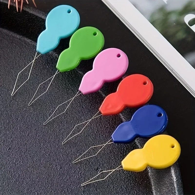 Sewing Necessities - Agujas de Coser de Plástico -